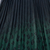 Rock mit Farbverlauf und Gothic-Totenkopf-Print