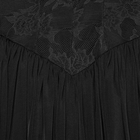Elegantes Gothic-Spitzenkleid mit V-Ausschnitt