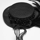 Hut im Gothic-Federband-Stil