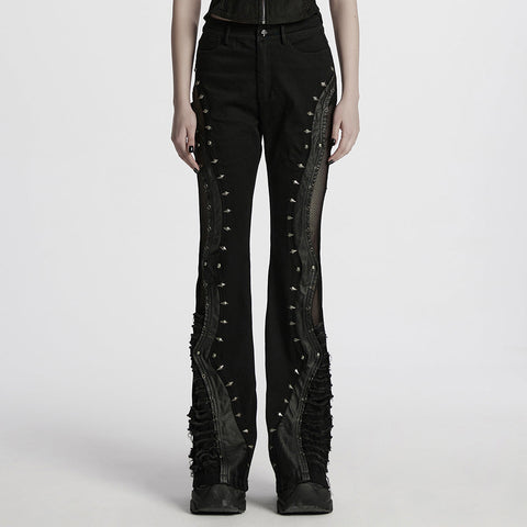 Dekadente Schlaghose im Punk-Street-Stil