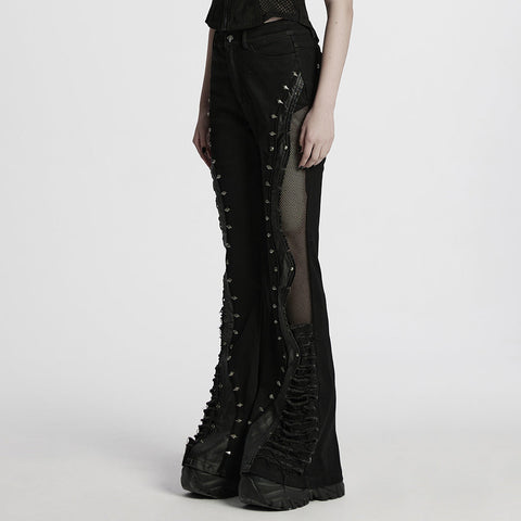Dekadente Schlaghose im Punk-Street-Stil