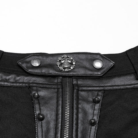 Shorts mit Punk-Rüstungsfragmenten