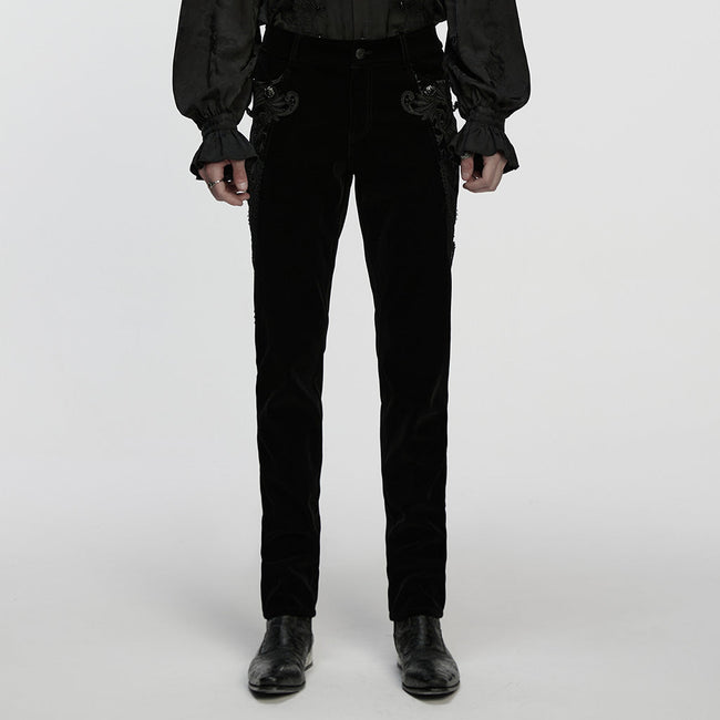 Gothic-Samt und Vintage-Hosen