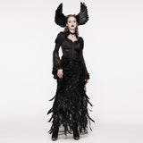 Wunderschöner Gothic-Rock mit Federn