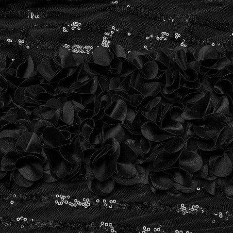 Wunderschöner Gothic-Rock mit Federn