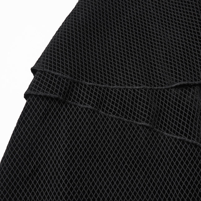 Punkiges, mehrlagiges, unregelmäßiges Kleid