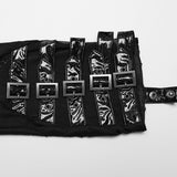 Schlanke lange Beinwärmer aus Punk-Perspektive