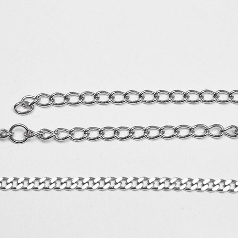 Punk-Geschirr mit Fledermauskette in Herzform