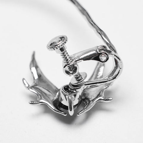 Goth Herzform Fledermaus Earbone Ohrring