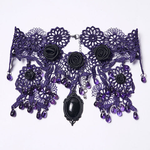 Edle Rosen-Spitzen-Gothic-Halskette