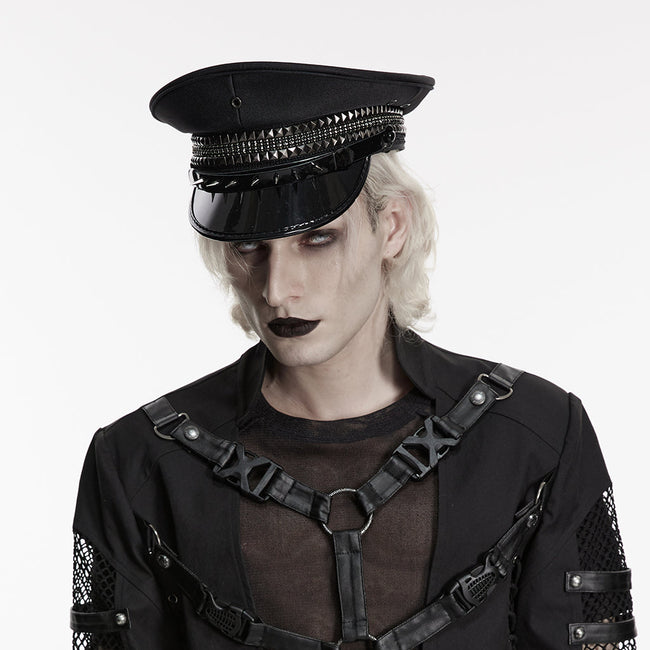 Punk-Hut im Militärstil