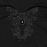 Gothic-T-Shirt mit V-Ausschnitt