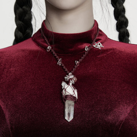 Halskette aus gewebten Naturkristallen