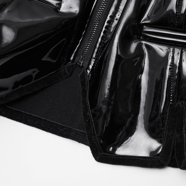 Dunkle Gothic-Lacklederweste