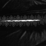 Gotischer bestickter Samtumhang