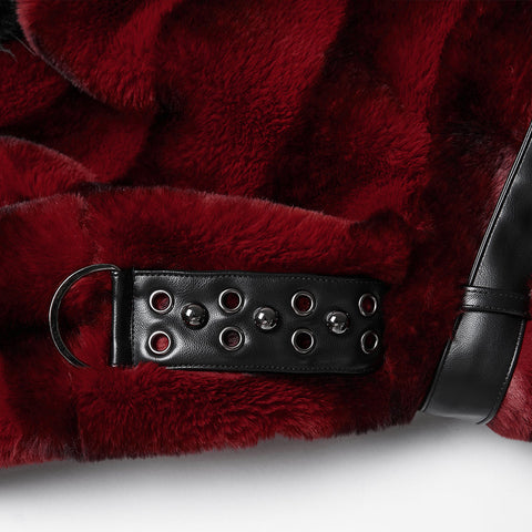 Punkiger, ultraweicher Pelzmantel