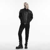 Kurze Jacke im Punk-Militärstil