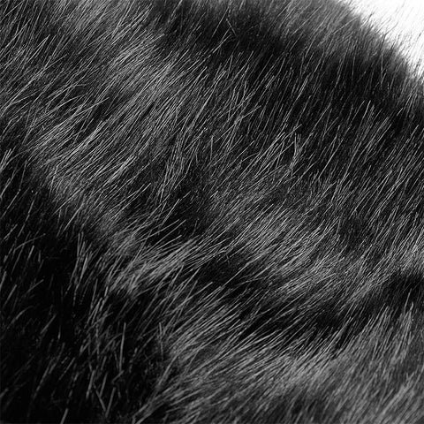 Mittellanger Mantel des gotischen Musters mit spitzem Hut für Frauen