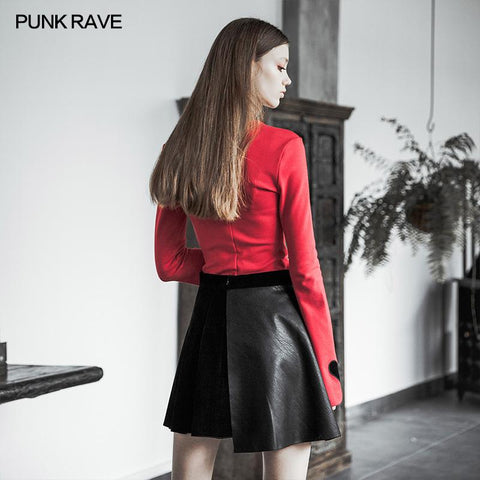 Schwarzer halber Rock mit Falten