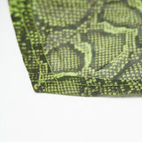 Punk fluoreszierendes Serpentin bedrucktes dreieckiges Gesichtstuch