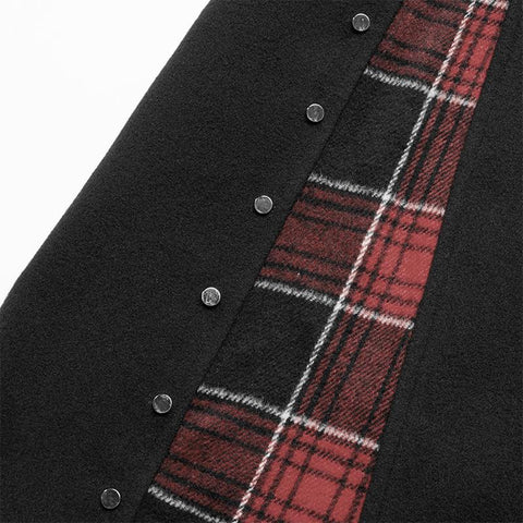 Kariertes Gelenk über dem Rock