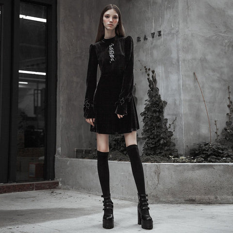 Samt Japanisches Stickkleid