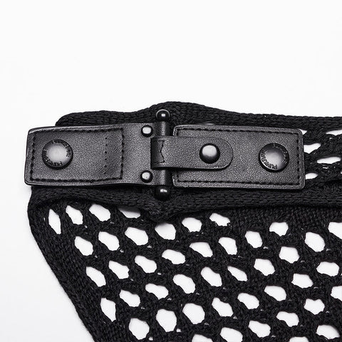 Das postapokalyptische Strickkleid im Techwear-Stil