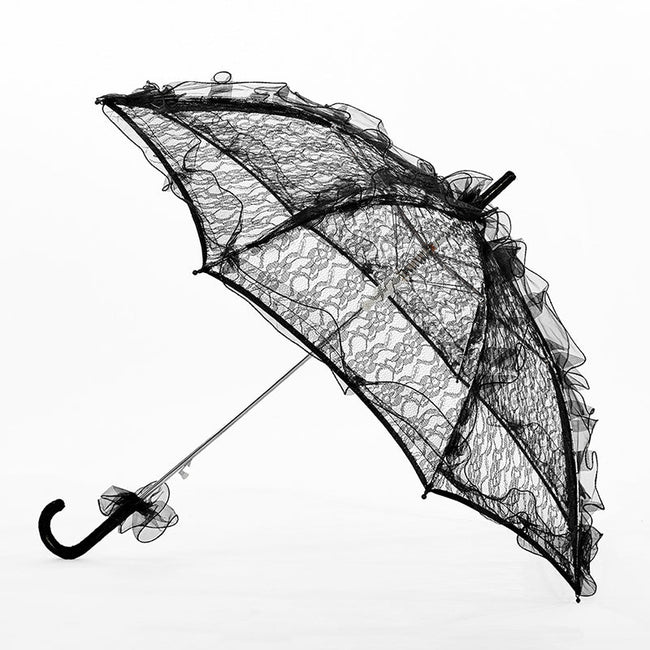 Gotischer Regenschirm aus leichter Spitze